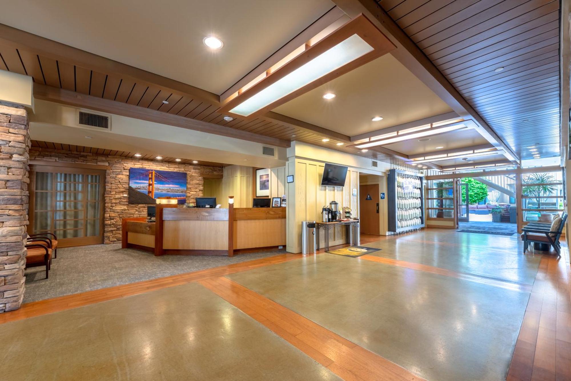 The Lodge At Тибурон Экстерьер фото